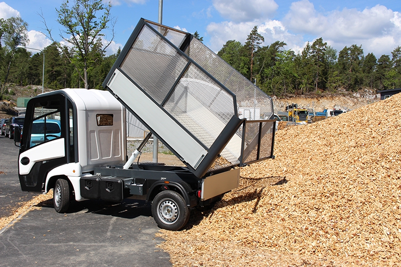 Addax MT 15 met kipbak